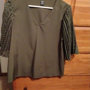 Olive Green V-Neck Top with Textured Sleeves